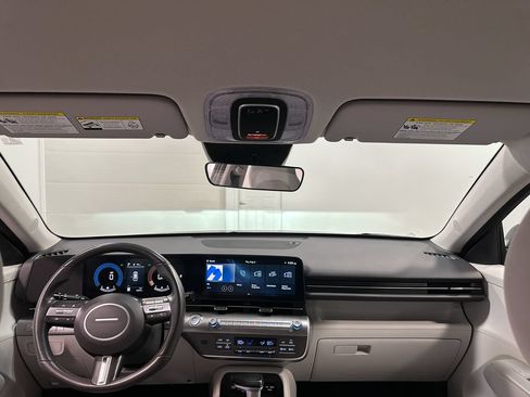Used 2025 Hyundai Kona SEL AWD/4WD image 79