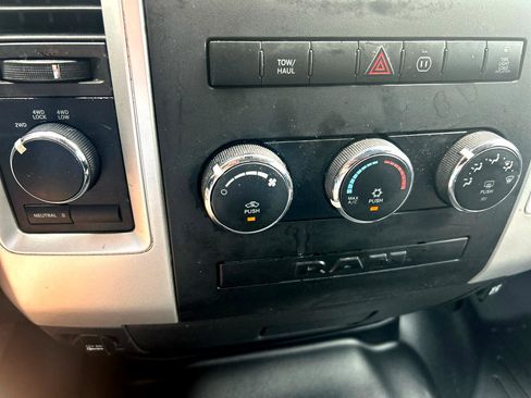 Used 2012 RAM 2500 Big Horn image 19