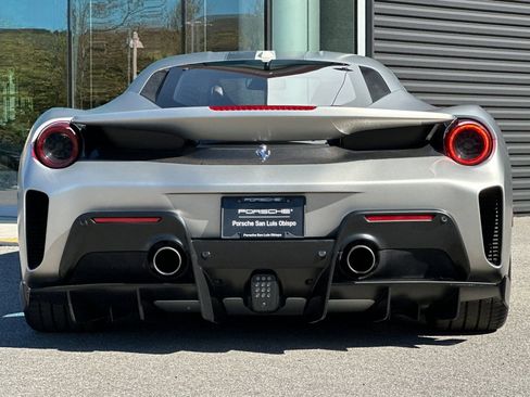 Used 2020 Ferrari 488 Pista Coupe RWD image 7