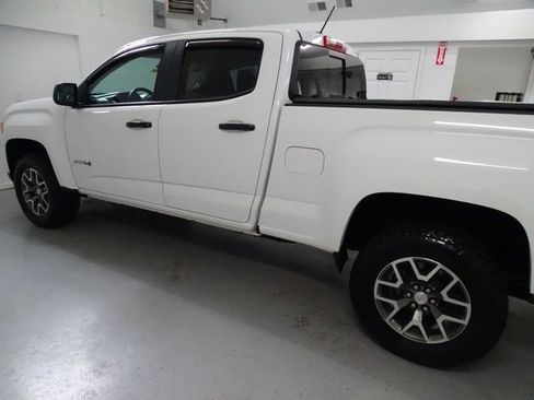 Used 2021 GMC Canyon AT4 w/ Driver Alert Package AWD/4WD image 18