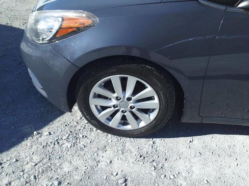 Used 2015 Kia Forte EX w/ EX Premium Package image 4