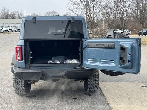 Used 2025 Ford Bronco Badlands image 29