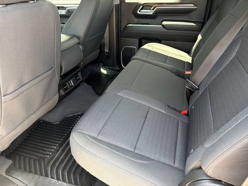Used 2023 GMC Sierra 1500 SLE AWD/4WD image 17