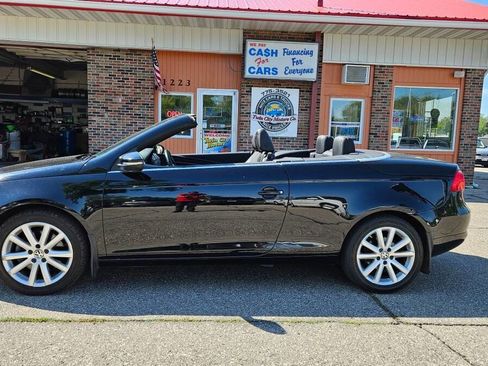 Used 2011 Volkswagen Eos Komfort image 7