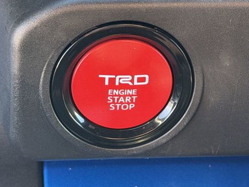 Used 2024 Toyota Tacoma TRD Sport image 22