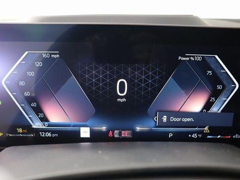 New 2025 BMW X7 xDrive40i w/ Parking Assistance Package image 5