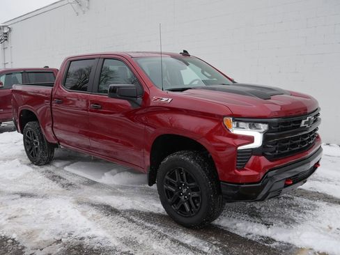 New 2026 Chevrolet Silverado 1500 LT Trail Boss w/ Convenience Package II image 2