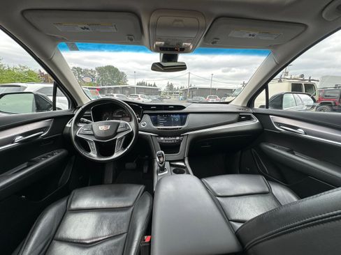 Used 2018 Cadillac XT5 Premium Luxury AWD/4WD image 29