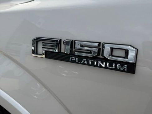 Used 2016 Ford F150 Platinum w/ Equipment Group 701A Luxury image 7