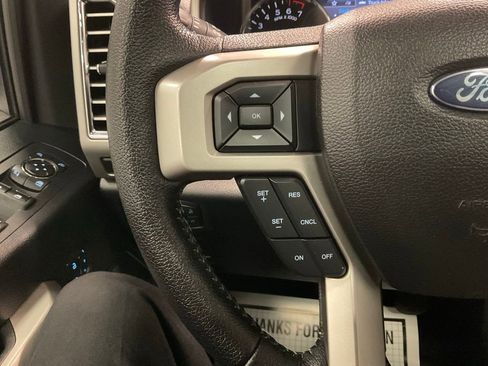 Used 2016 Ford F150 Lariat AWD/4WD image 22