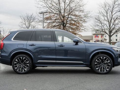 New 2026 Volvo XC90 T8 Plus image 3