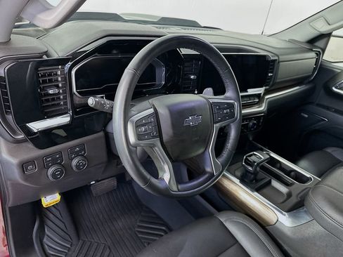 Used 2023 Chevrolet Silverado 1500 LT Trail Boss w/ Convenience Package II AWD/4WD image 30