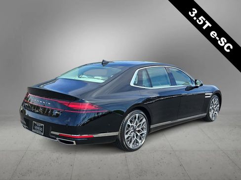 Used 2025 Genesis G90 3.5T AWD/4WD image 8