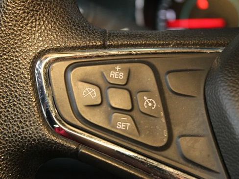 Used 2017 Chevrolet Cruze LT w/ LT Convenience Package image 19