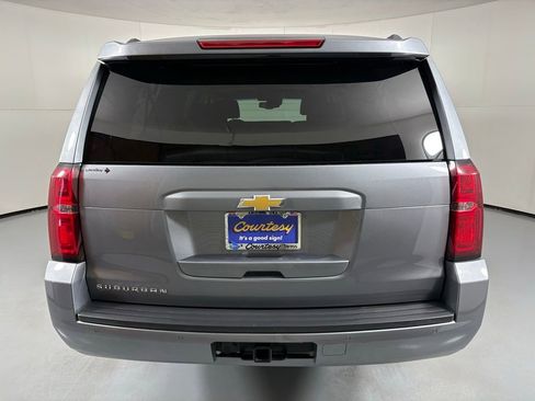 Used 2020 Chevrolet Suburban LT AWD/4WD image 8