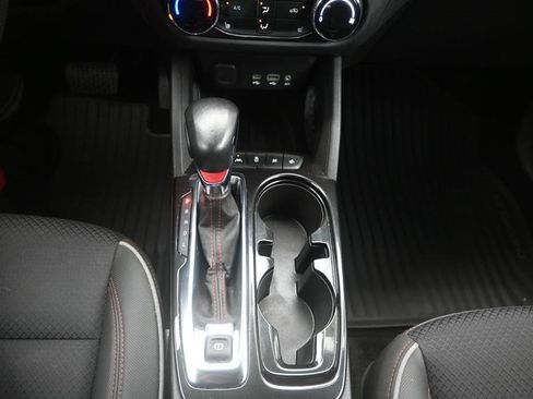 Used 2023 Chevrolet TrailBlazer RS FWD image 23