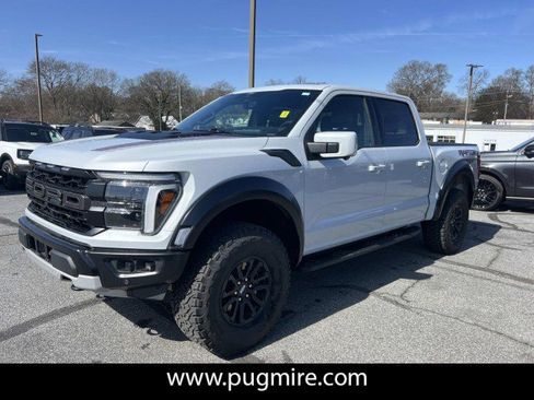 Used 2025 Ford F150 Raptor image 3