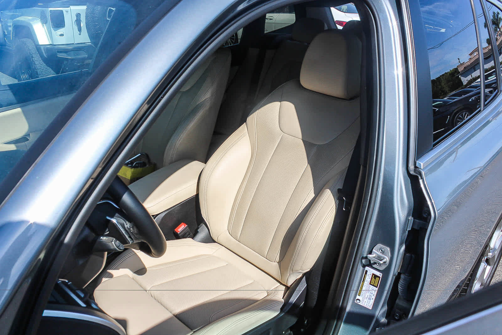 Used 2024 BMW X3 sDrive30i w/ Convenience Package RWD image 37