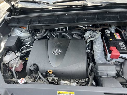 Used 2020 Toyota Highlander Limited AWD/4WD image 36