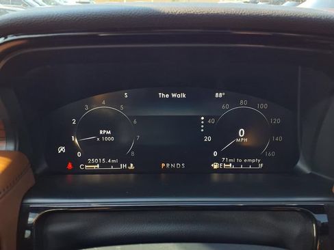 Certified 2023 Lincoln Nautilus Reserve w/ Luxury Package FWD image 10