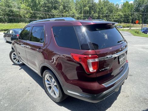 Used 2018 Ford Explorer Limited w/ Ford Safe & Smart Package FWD image 5