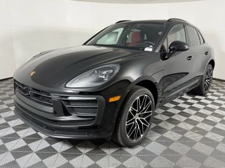 New 2026 Porsche Macan video 1