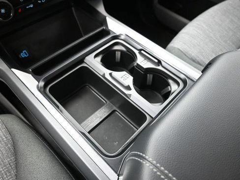 Certified 2025 Ford F250 XLT w/ Black Appearance Package image 32