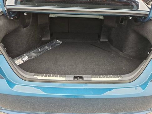Used 2025 Toyota Camry XSE FWD image 23
