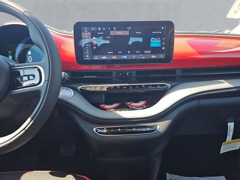 Used 2024 FIAT 500 e (RED) image 11