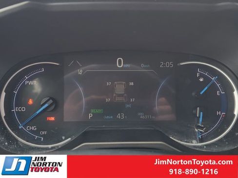 Used 2024 Toyota RAV4 LE image 17