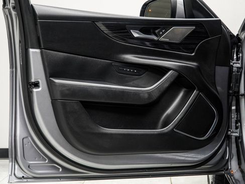 Used 2020 Jaguar XE S image 30