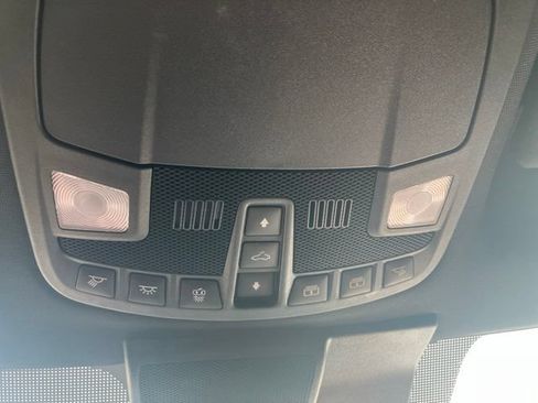 Used 2022 Ford F250 Platinum AWD/4WD image 18