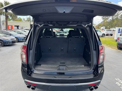 Used 2021 Chevrolet Tahoe Premier w/ Premium Package image 24