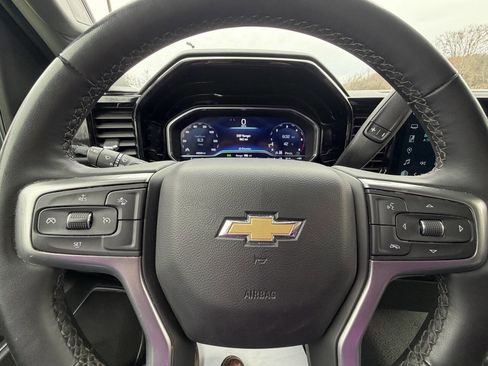 Used 2024 Chevrolet Silverado 3500 LT image 32