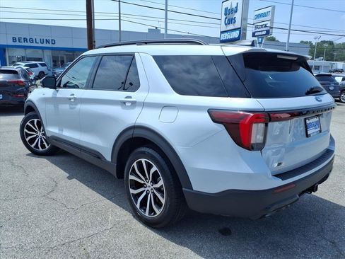 Used 2026 Ford Explorer ST-Line AWD/4WD image 6