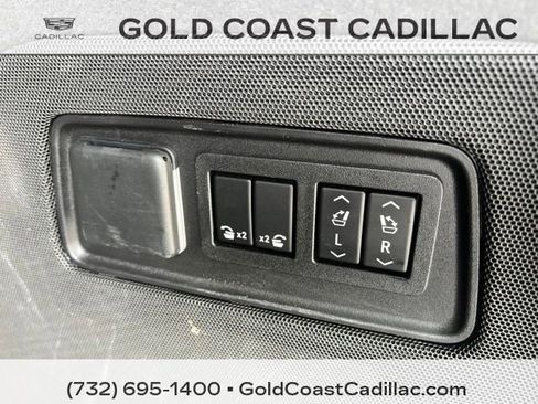 Used 2022 Cadillac Escalade Sport Platinum AWD/4WD image 14