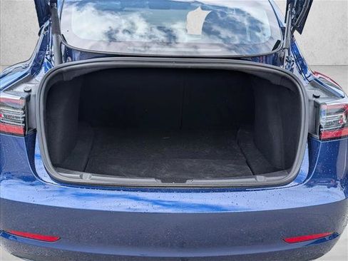 Used 2023 Tesla Model 3 Standard Range RWD image 7