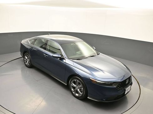 Used 2023 Honda Accord EX image 35