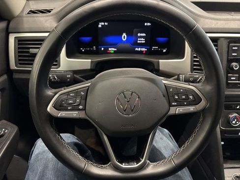 Used 2023 Volkswagen Atlas SE image 19