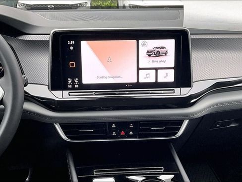 New 2026 Volkswagen Atlas Peak Edition image 5