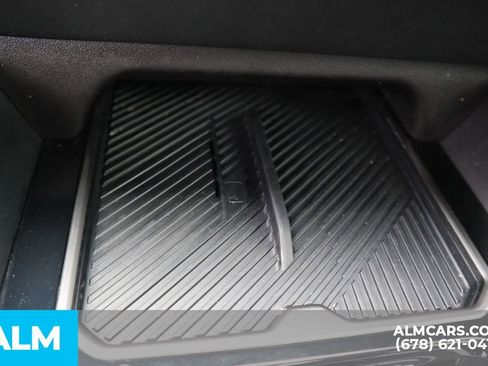 Used 2024 BMW i5 eDrive40i w/ Convenience Package image 33