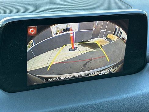 Used 2018 MAZDA CX-5 Touring w/ Preferred Equipment Package image 19