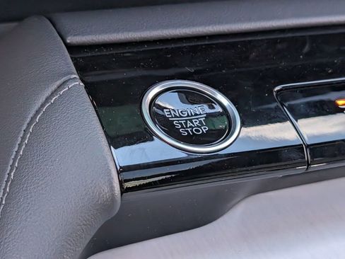 New 2026 Lincoln Navigator L Reserve AWD/4WD image 20