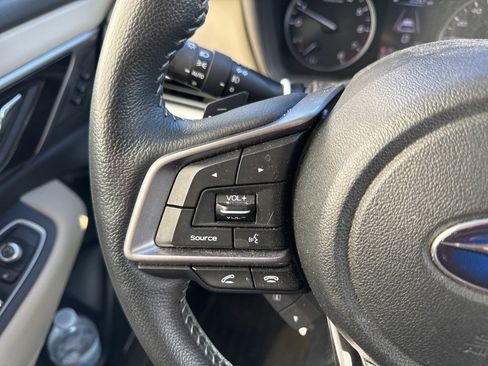 Used 2022 Subaru Outback Limited image 15