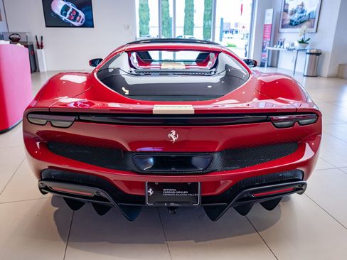 Used 2025 Ferrari 296 GTS RWD image 5
