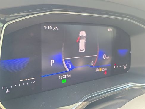 Used 2023 Volkswagen Jetta SE image 27