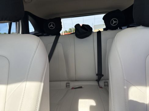 Used 2022 Mercedes-Benz GLA 250 image 25