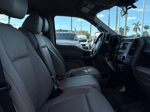 Used 2022 Ford F550 4x4 Crew Cab Super Duty w/ Power Equipment Group image 15