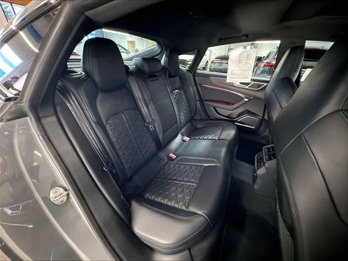 Used 2022 Audi RS 7 Sportback w/ Black Optic Package AWD/4WD image 28