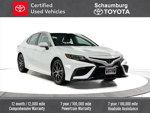 Certified 2024 Toyota Camry SE image 1